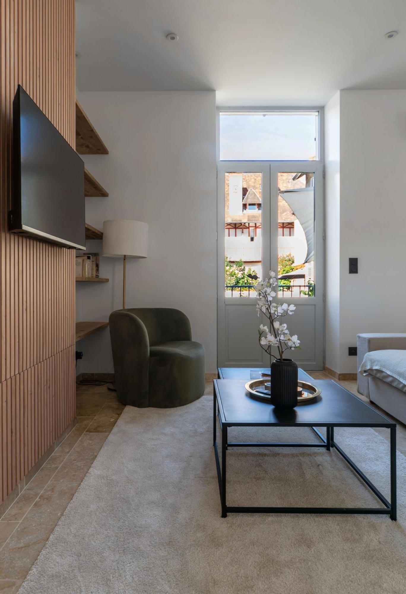 Residence Jaures - Appartements Design Et Climatises En Centre Ville 비시 외부 사진
